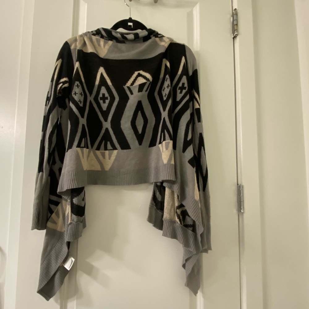Open Cardigan - Picture 2 of 3